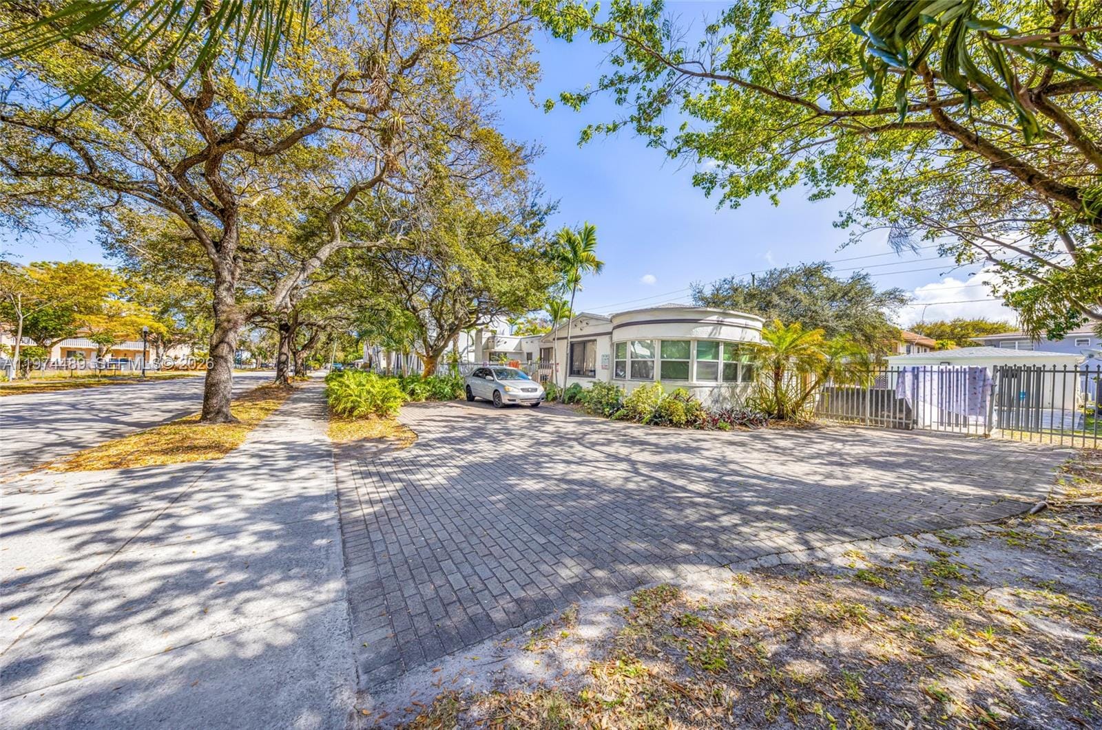 2000 Monroe Street, Hollywood, FL 33020 photo 8