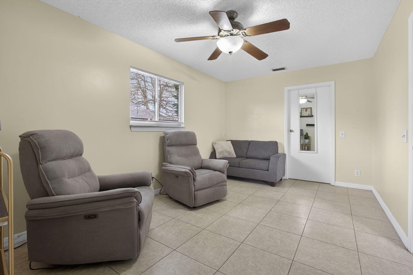 1172 Grandview Circle, Royal Palm Beach, FL 33411 photo 18