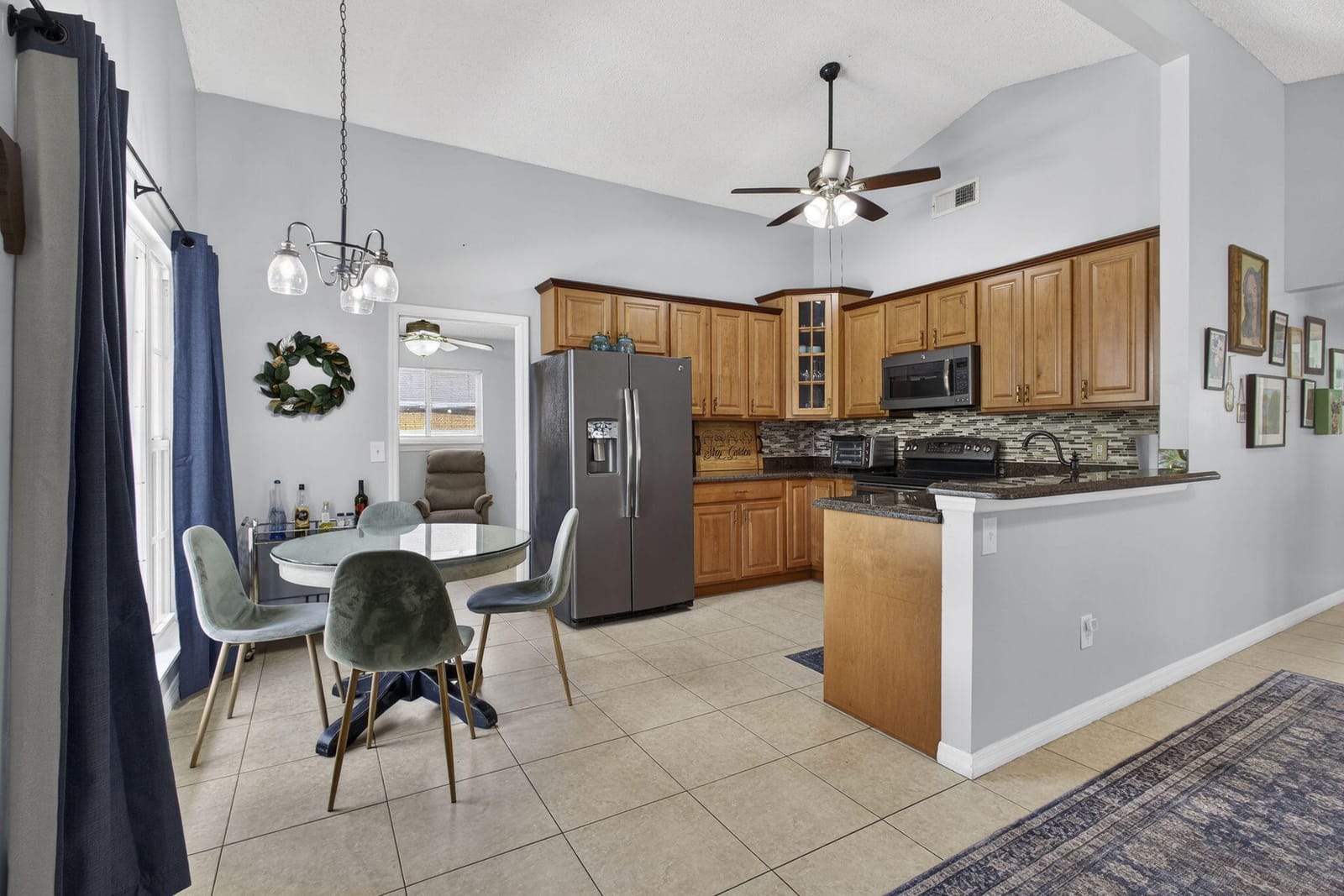 1172 Grandview Circle — photo 9