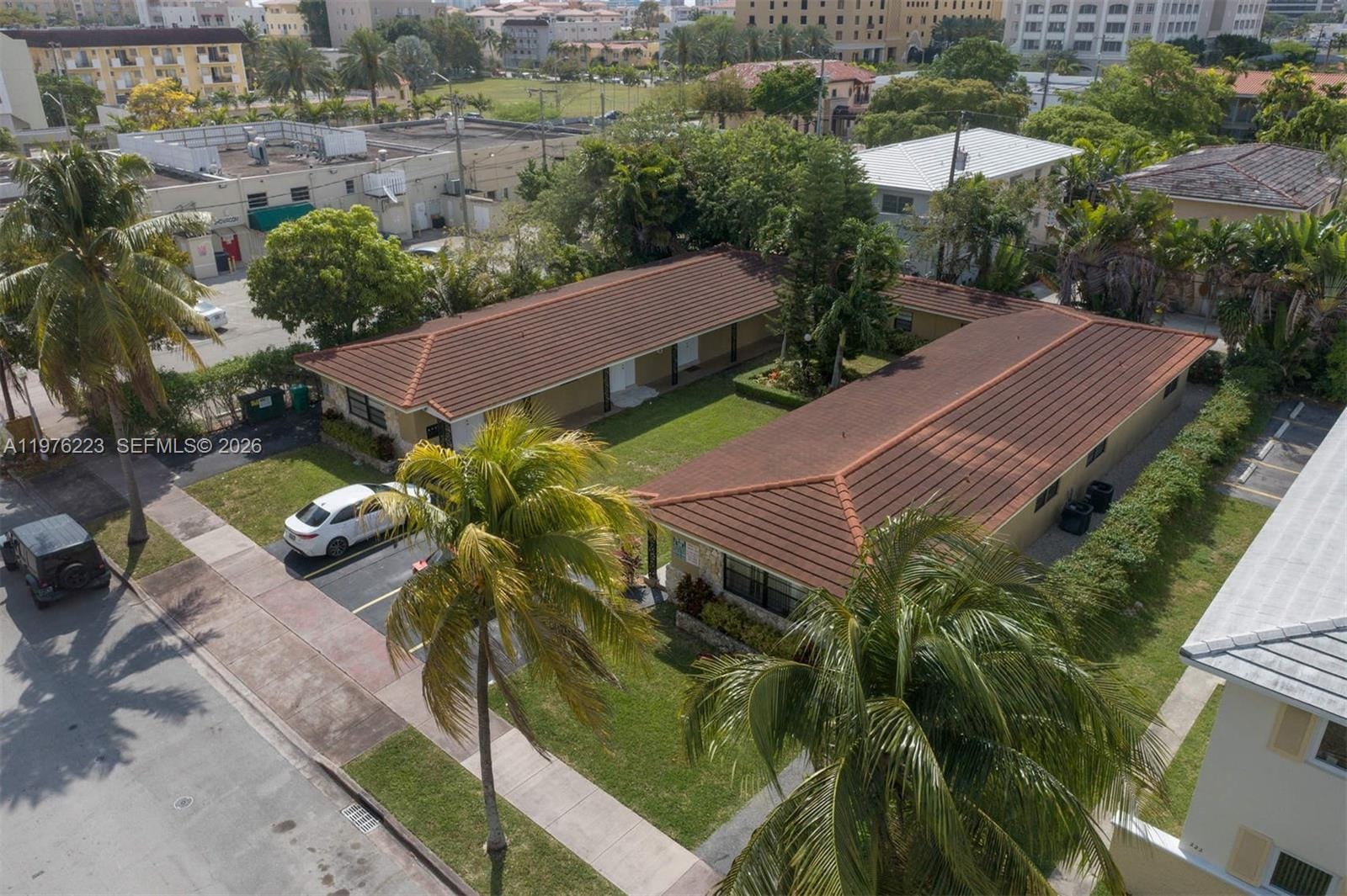 214 Salamanca Avenue 3 — photo 10