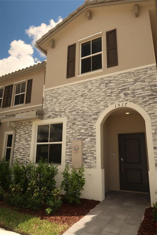 1517 SE 27th Road, Homestead, FL 33035