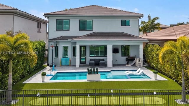 10915 Vista Terrace, Parkland, FL 33076