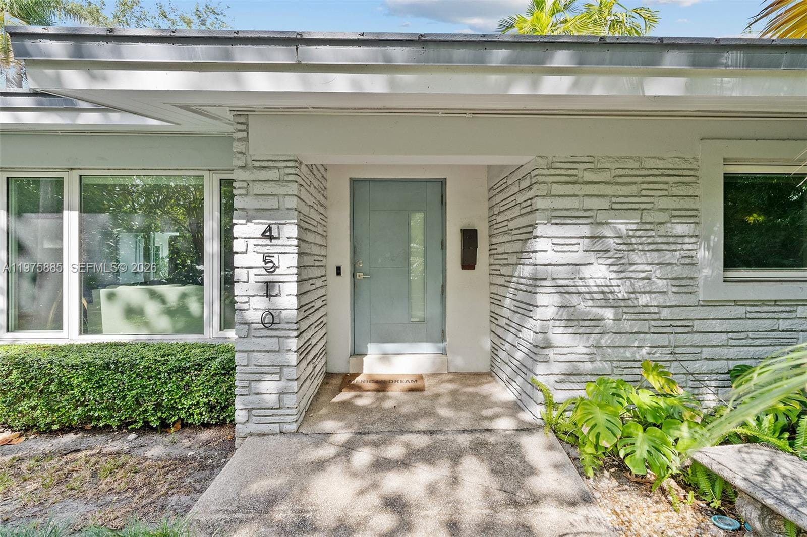 4510 Ingraham Highway, Coral Gables, FL 33133