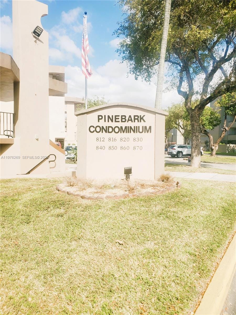 830 NW 87th Avenue 406, Miami, FL 33172