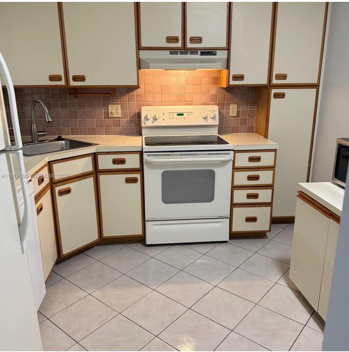 2590 N Carambola Circle N 1877 — photo 3