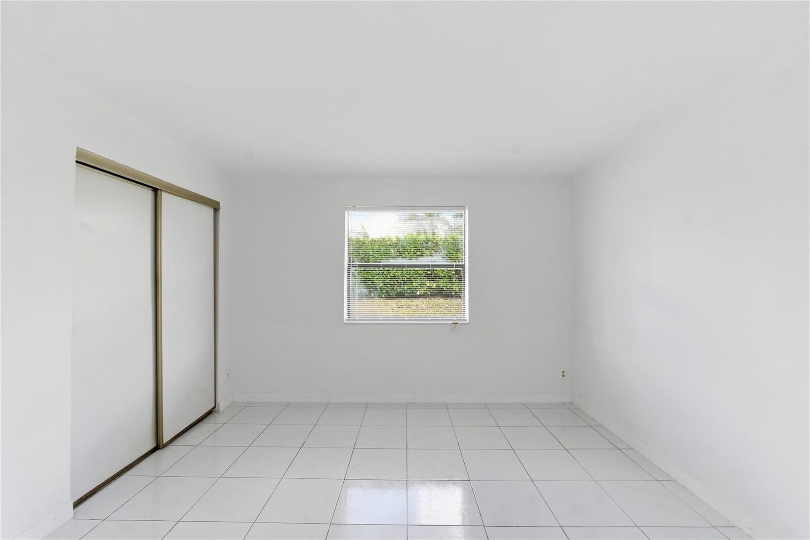 7520 NW 88th Terrace, Tamarac, FL 33321 photo 18