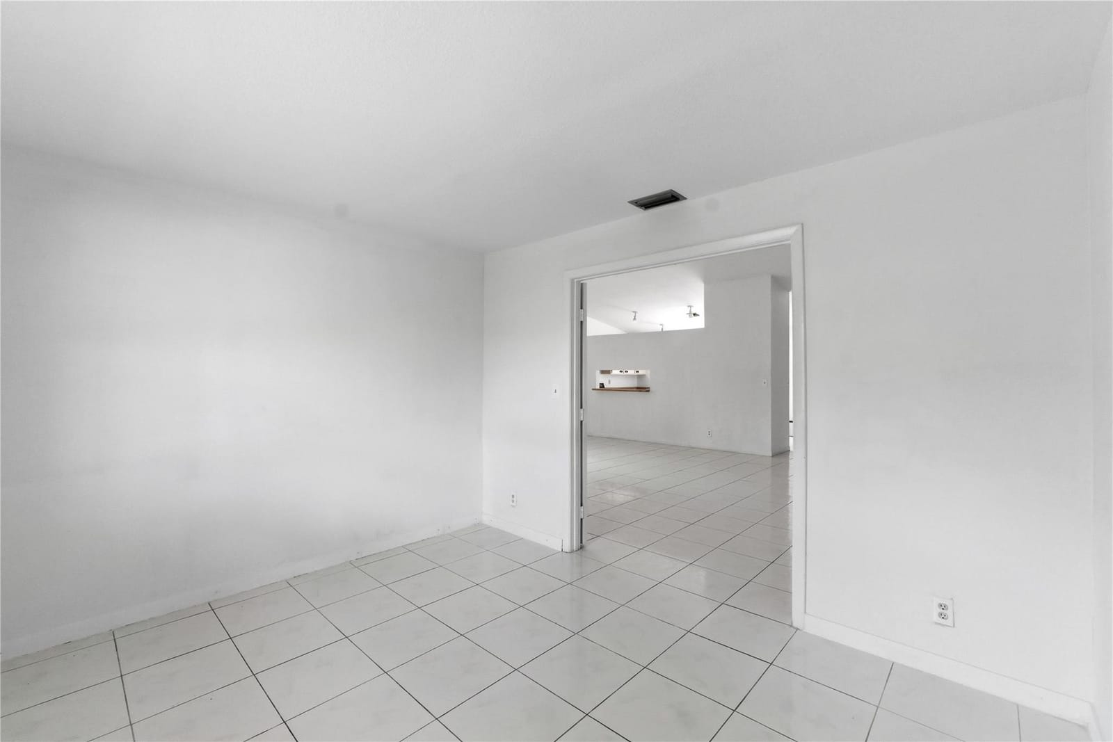 7520 NW 88th Terrace, Tamarac, FL 33321 photo 19