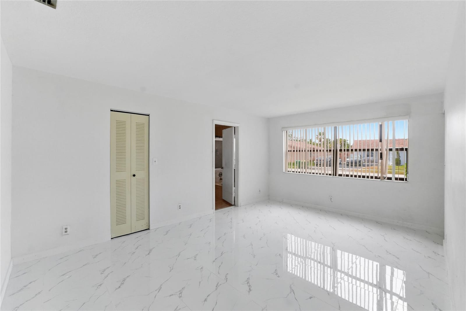 7520 NW 88th Terrace, Tamarac, FL 33321 photo 24