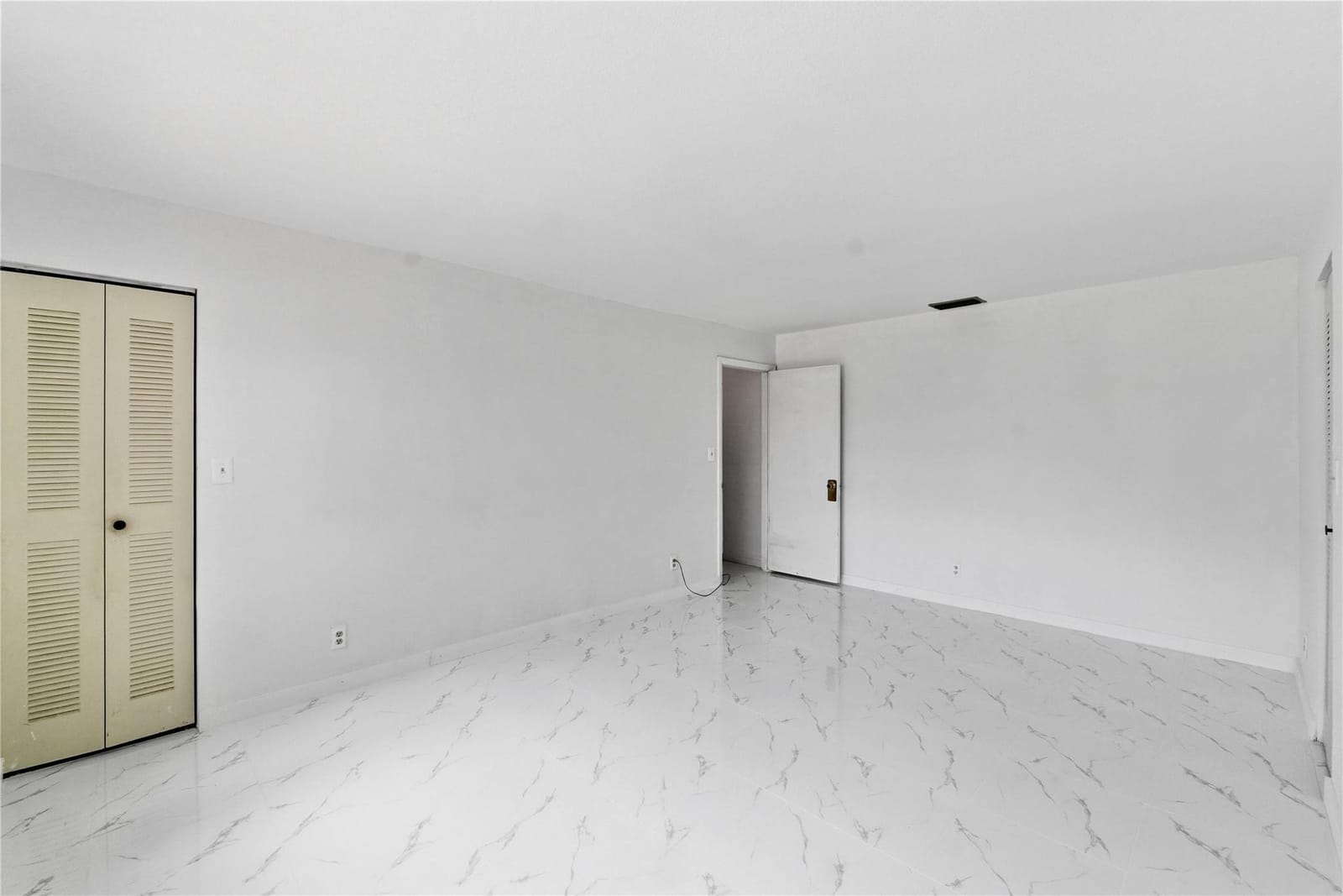 7520 NW 88th Terrace, Tamarac, FL 33321 photo 25