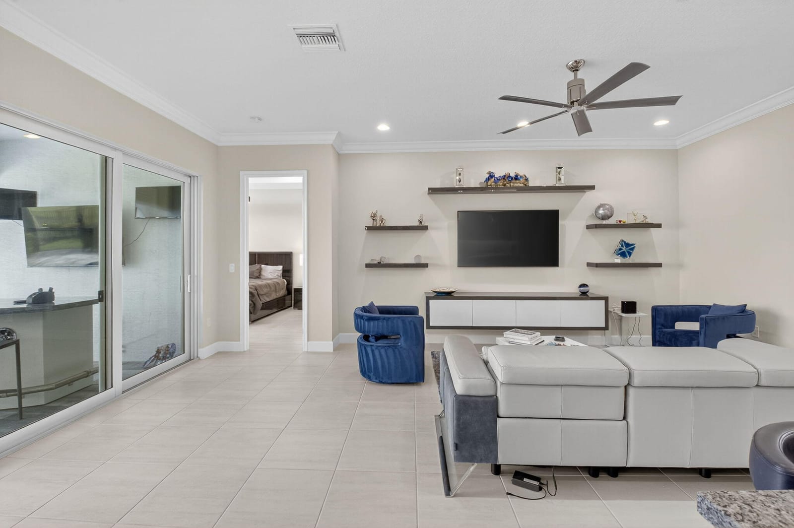 7857 Waterford Isles Lane, Delray Beach, FL 33446 photo 10