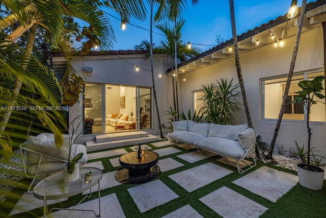 7630 NE 8th Avenue, sold in Belle Meade 1st Addn, Miami, FL