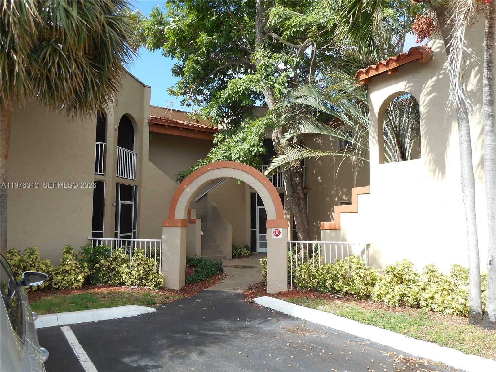 301 SW 86th Avenue 102, Pembroke Pines, FL 33025, Pembroke Pines