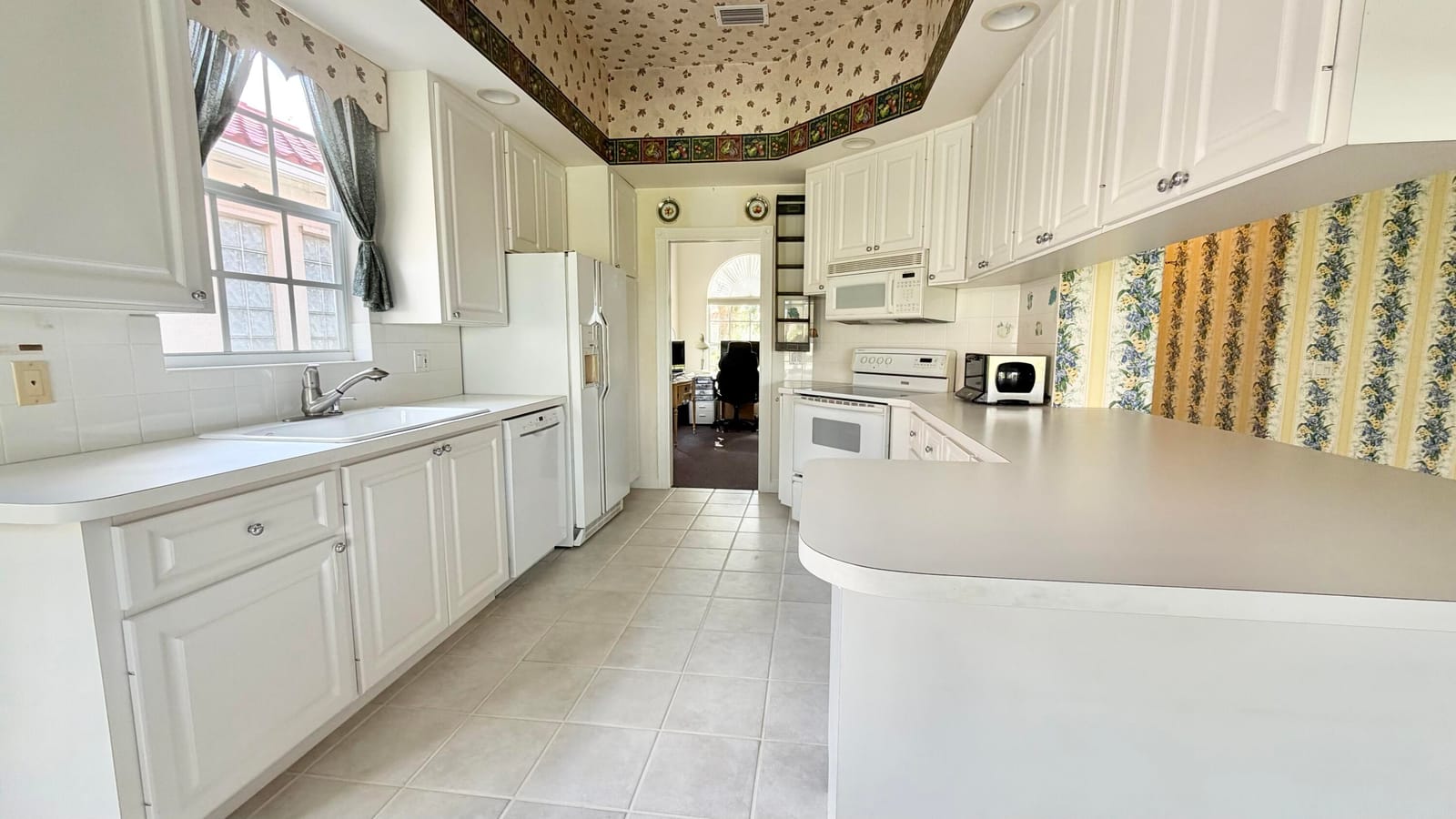 2590 Kittbuck Way — photo 6