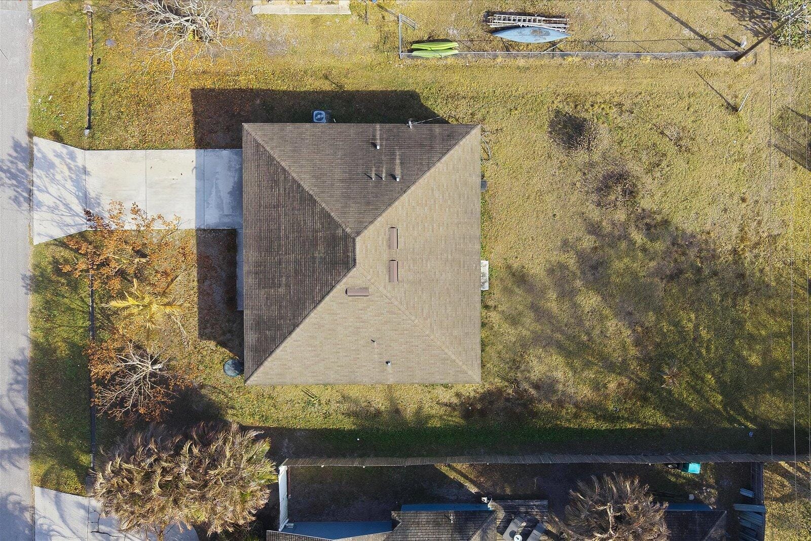 361 NW La Playa Street — photo 11
