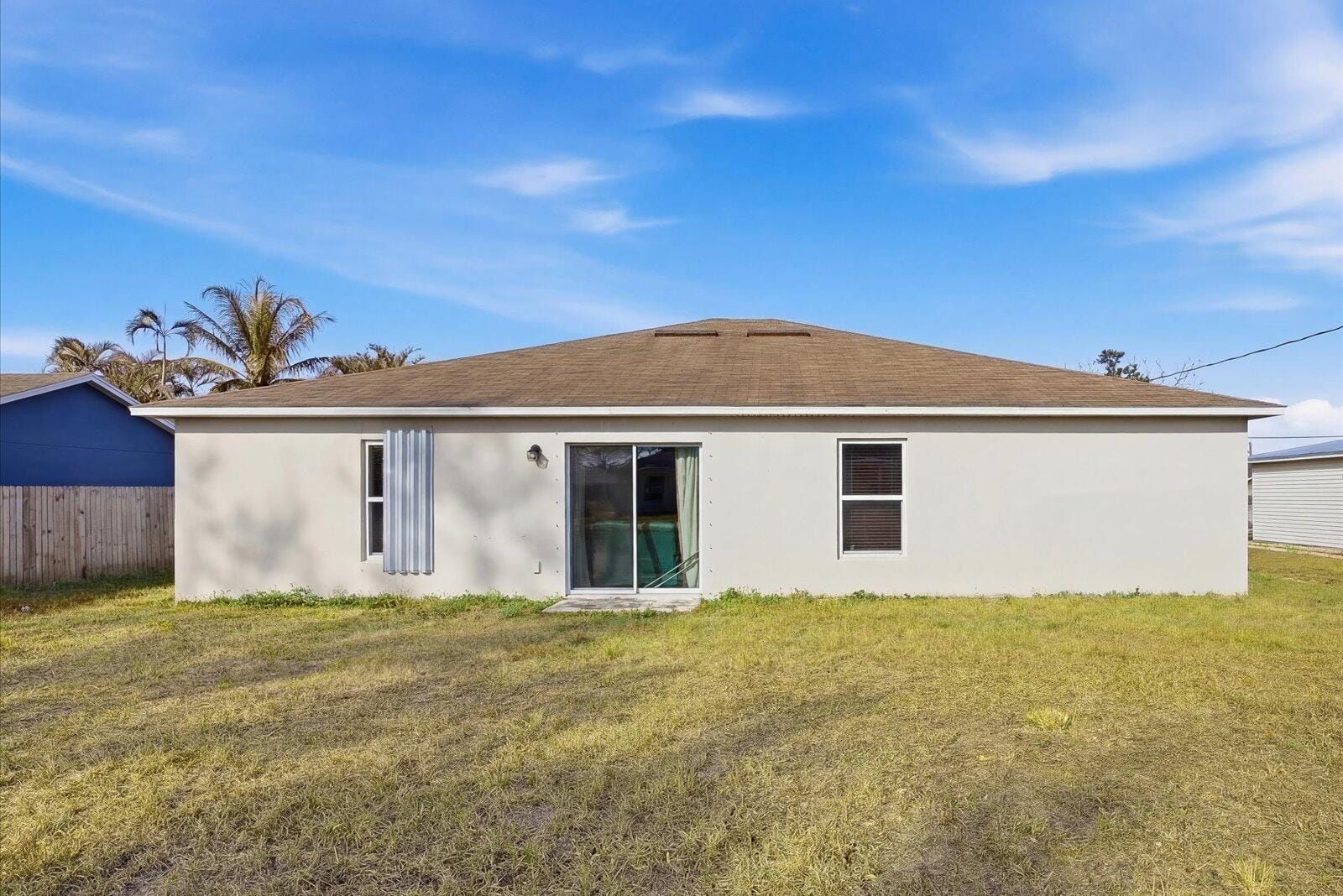 361 NW La Playa Street — photo 9