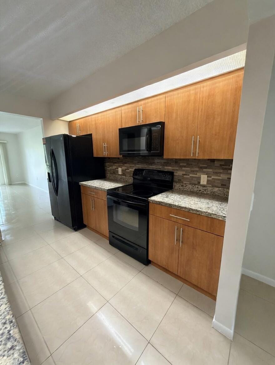 12551 SW 16th Court 206c — photo 2