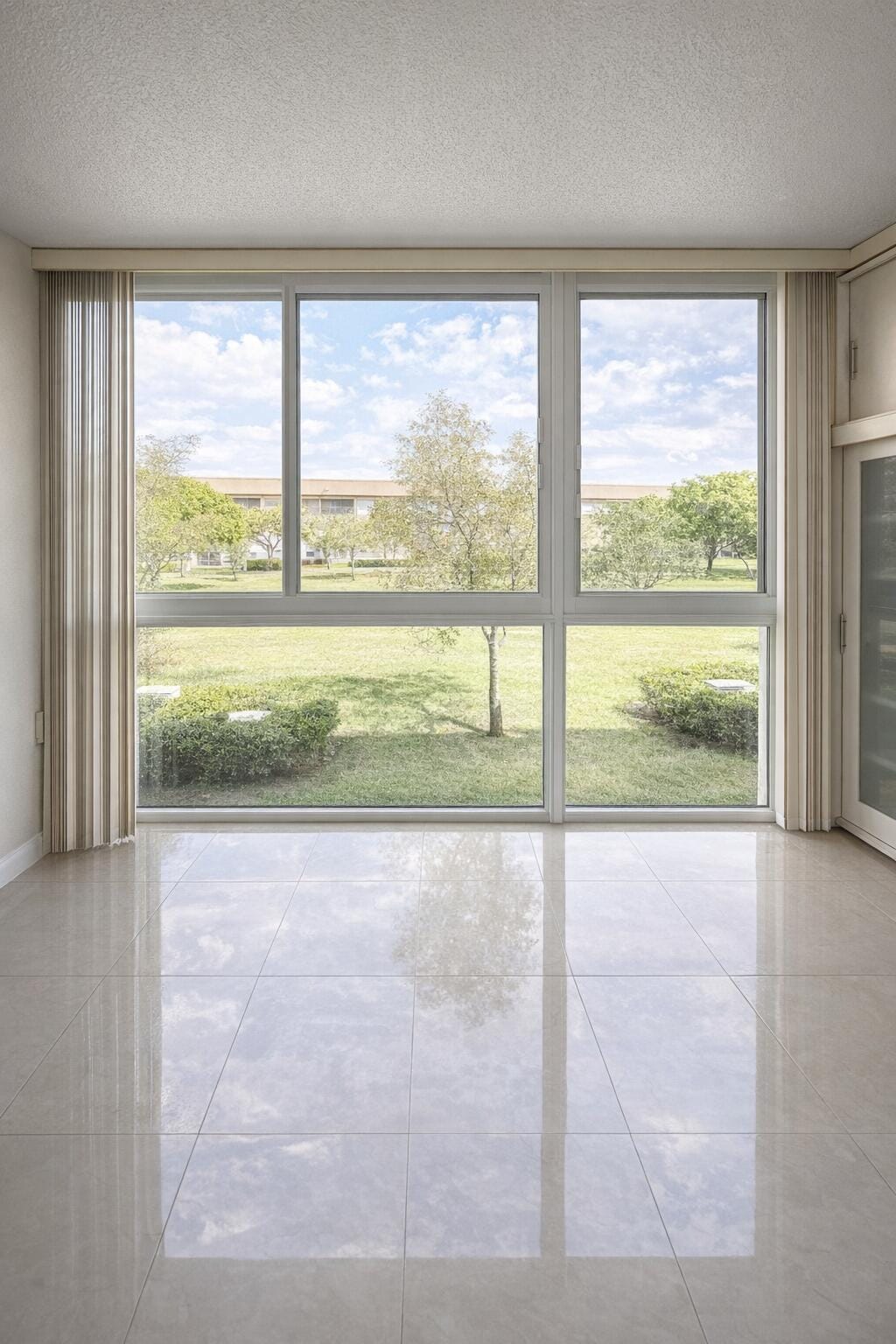 12551 SW 16th Court 206c — photo 7
