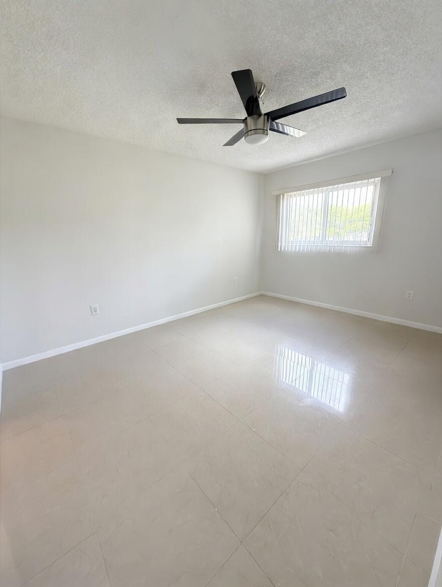 12551 SW 16th Court 206c — photo 8