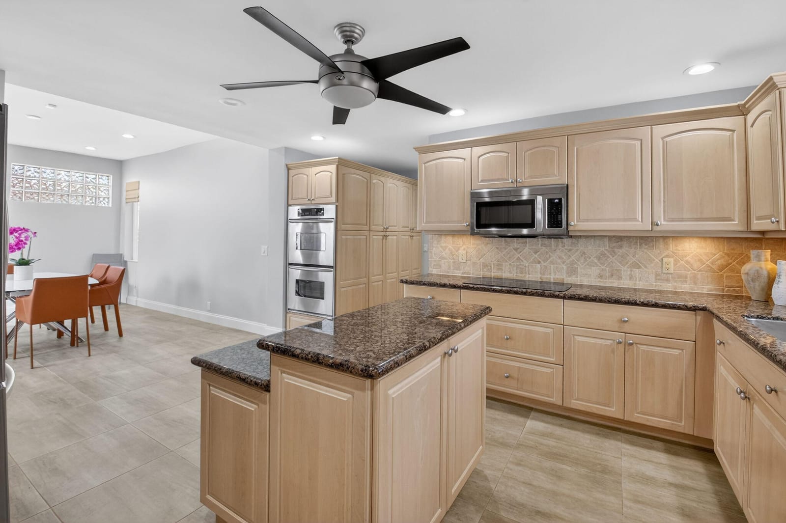 32 Estate Drive, Boynton Beach, FL 33436 photo 14