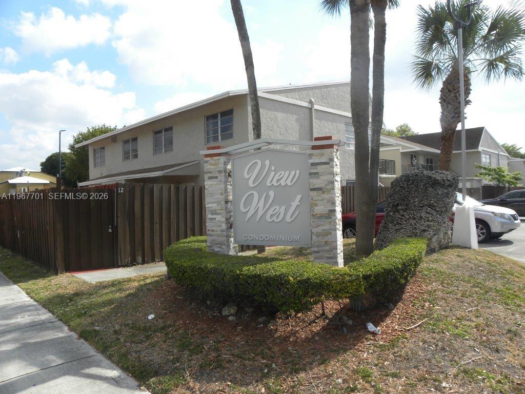 15690 SW 82nd Cir Lane 9-1, Miami, FL 33193, Miami