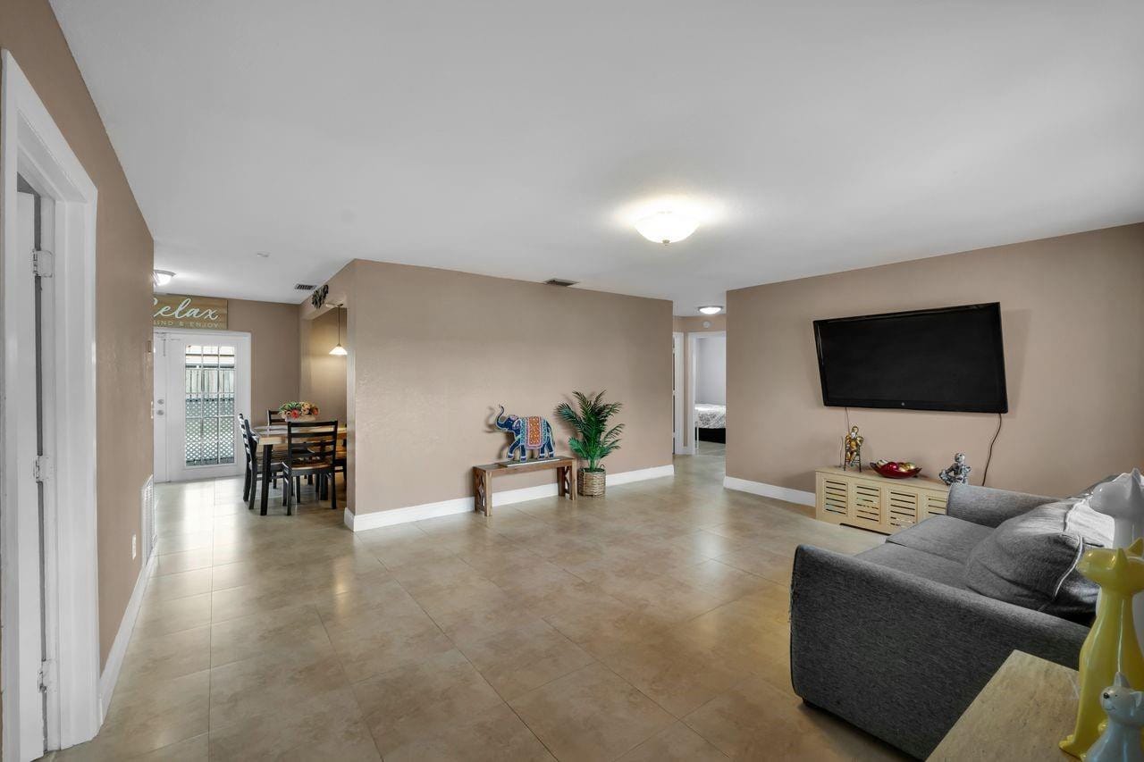 10901 Granite Street, Boca Raton, FL 33428 photo 4