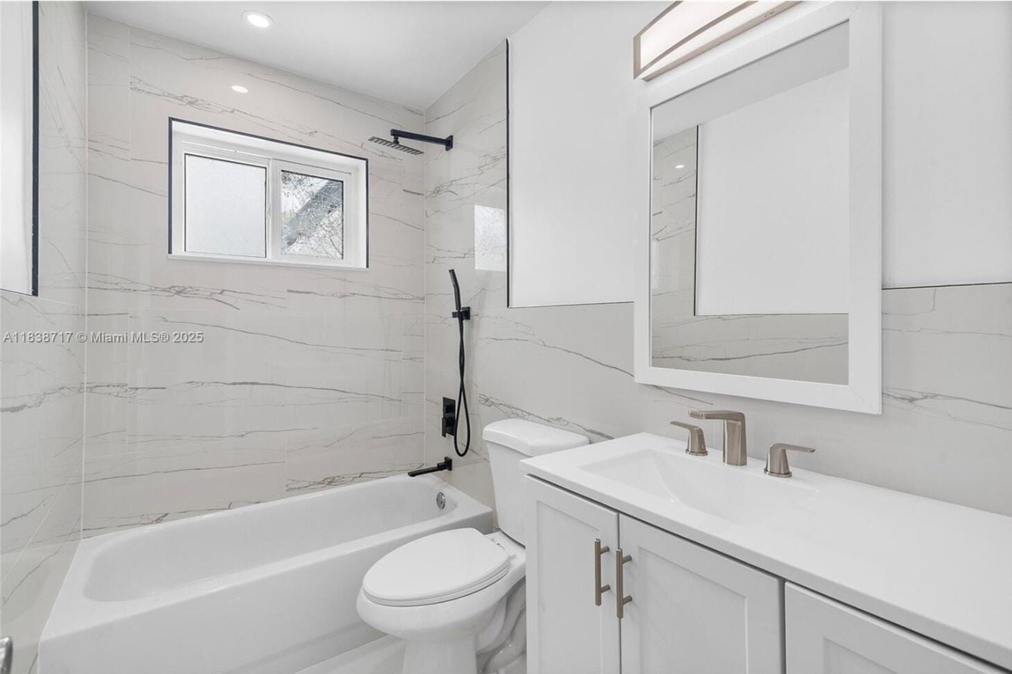 1124 Yale Drive — photo 11