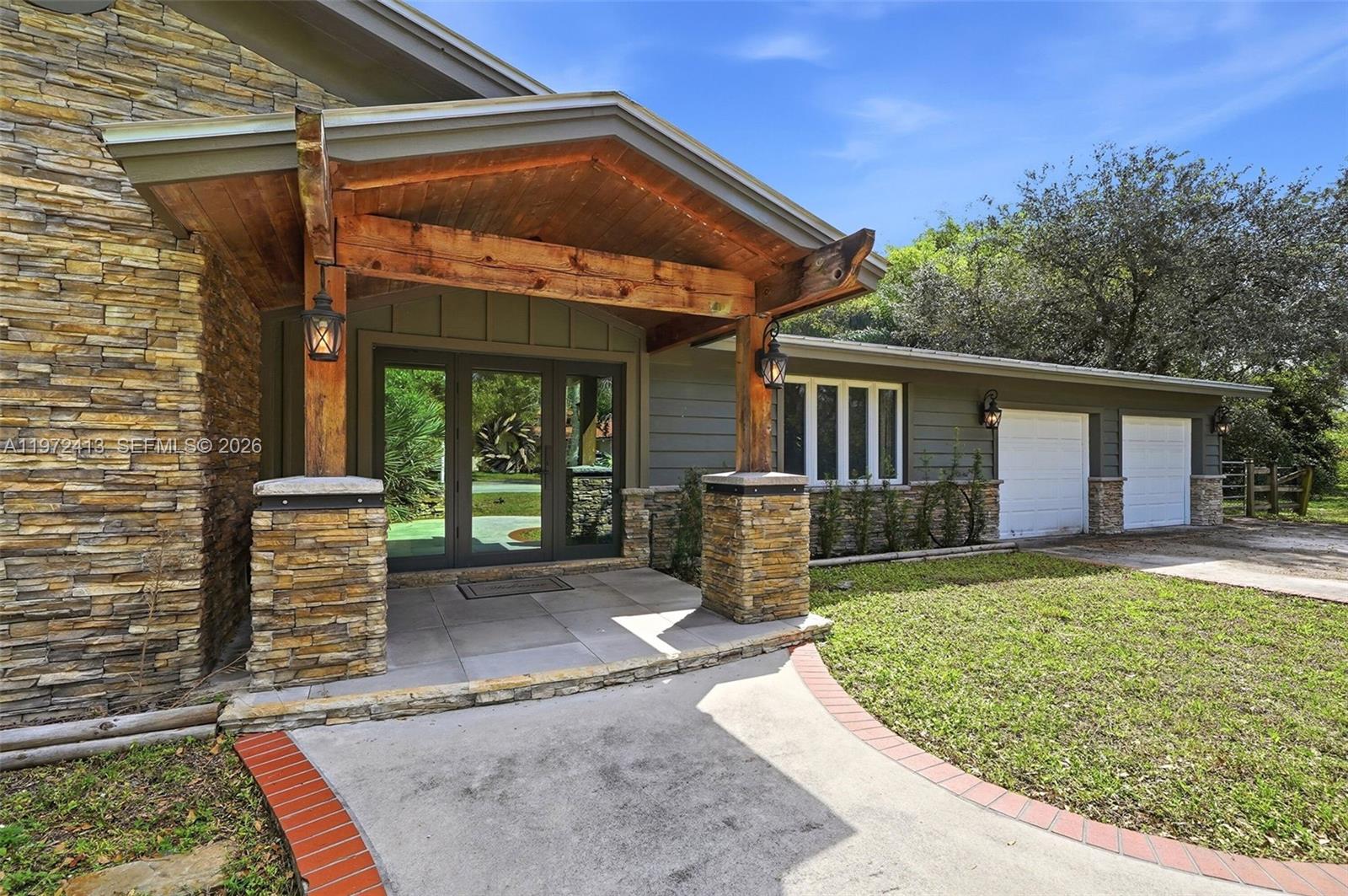 400 Farmington Drive, Plantation, FL 33317, Plantation