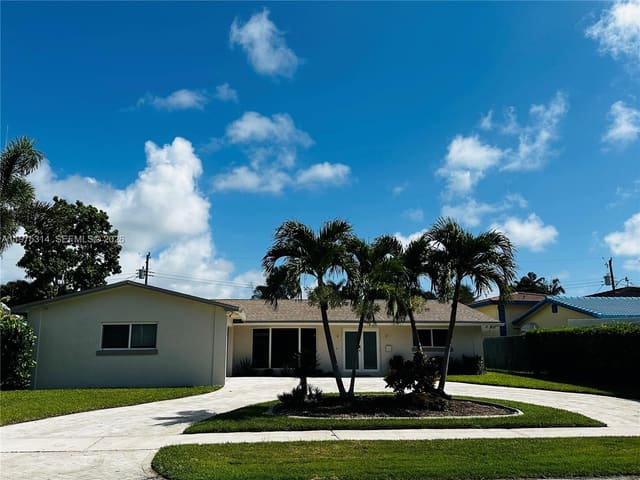 1319 Rodman Street, sold in Hollywood Golf Estates Se, Hollywood, FL