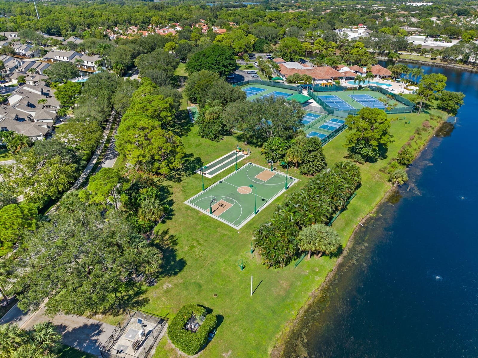 600 Crosswinds Drive C2, Greenacres, FL 33413 photo 15