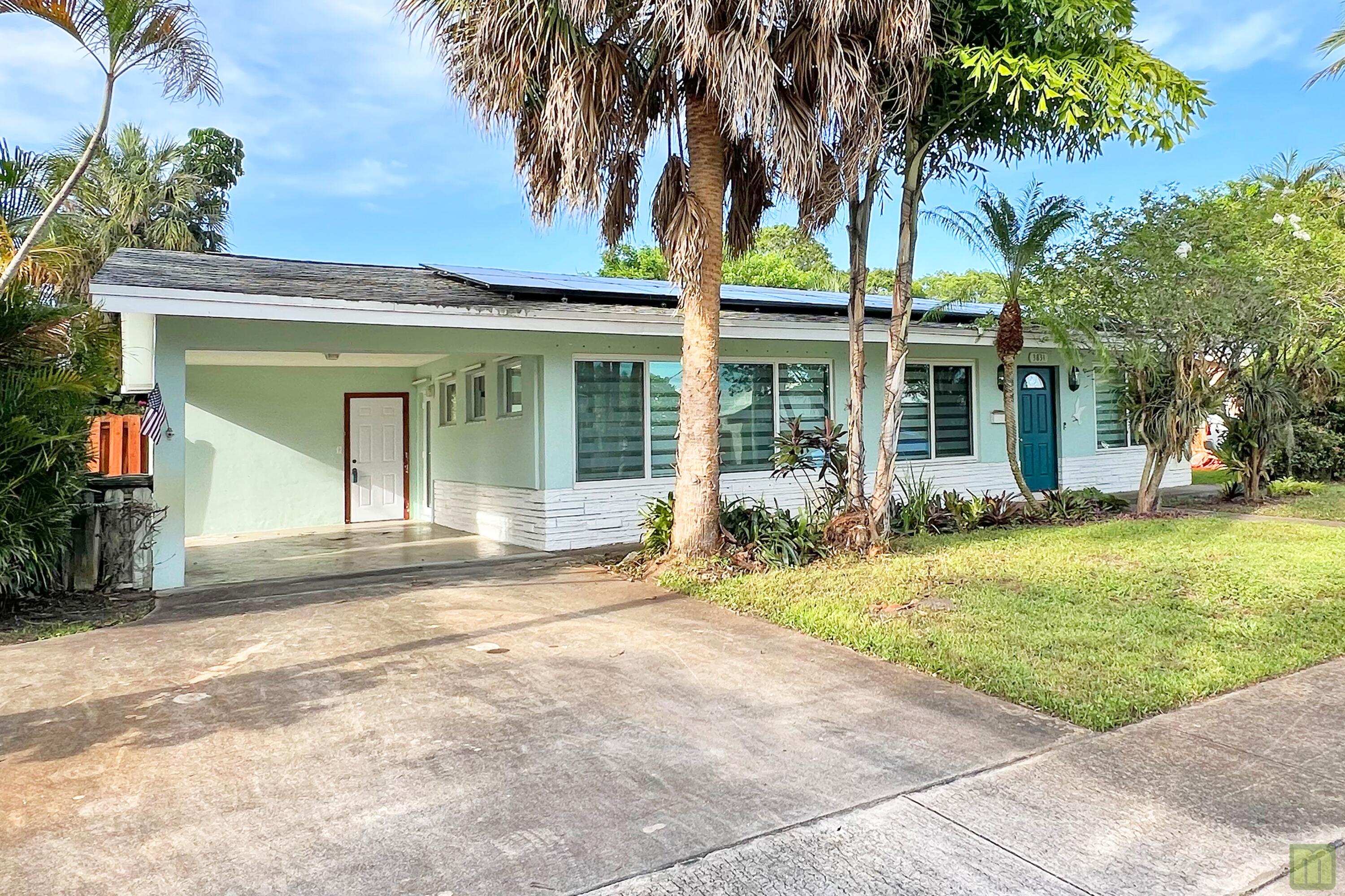 3831 NW 11th Street — photo 2