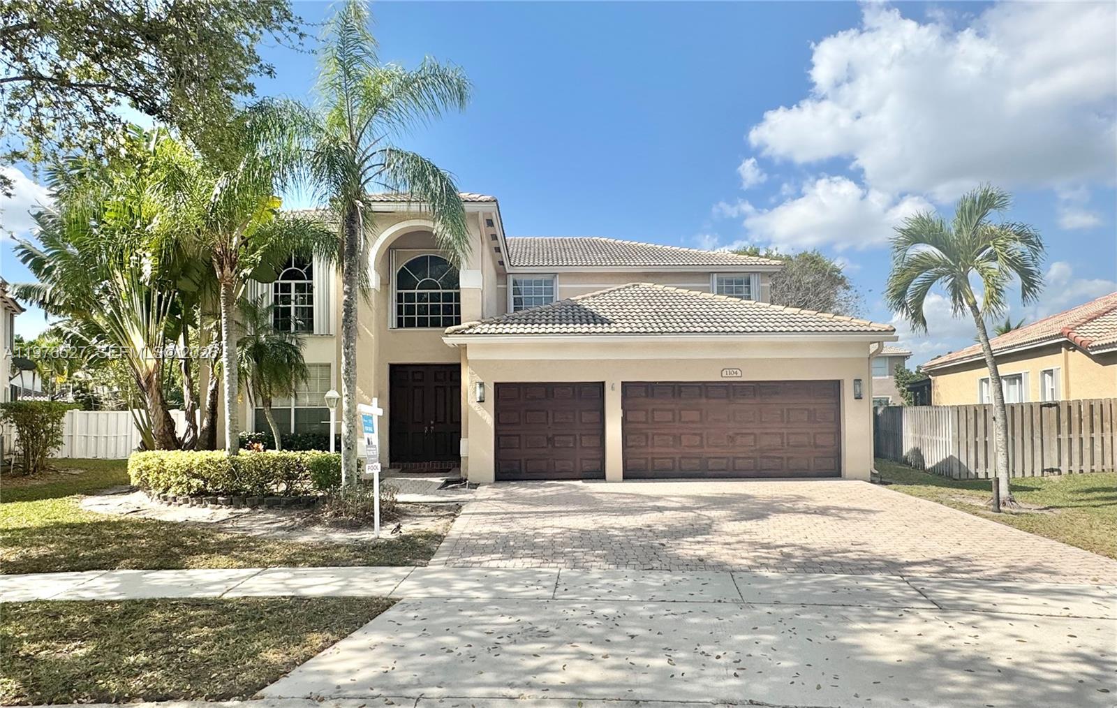 1104 NW 139th Avenue, Pembroke Pines, FL 33028, Pembroke Pines