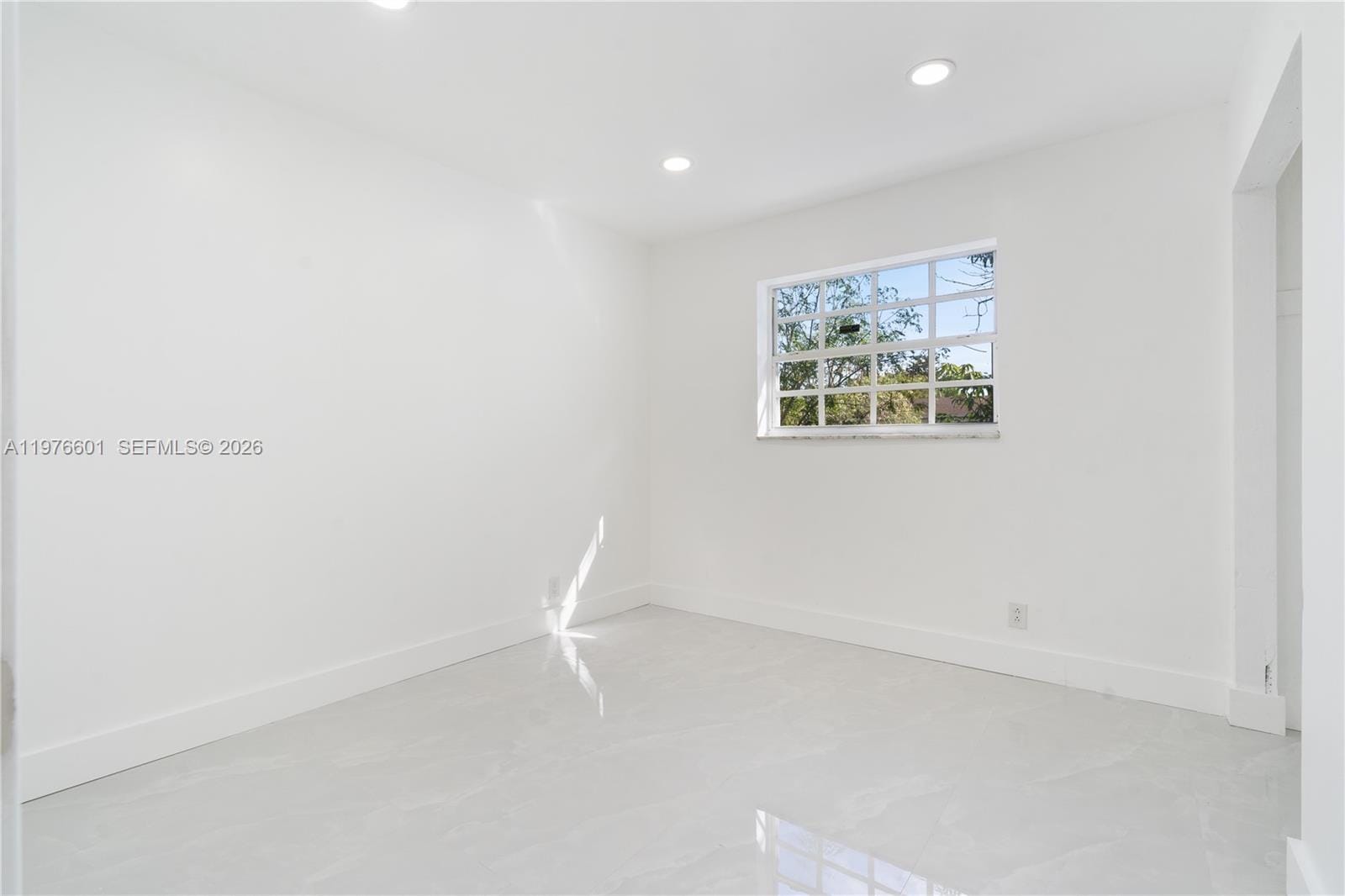 1360 SW 6th Terrace, Deerfield Beach, FL 33441 photo 14