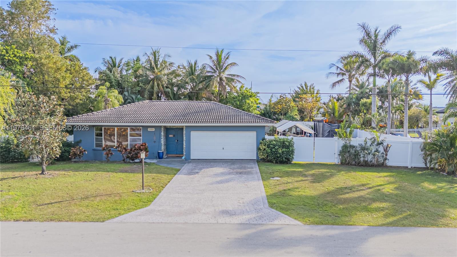 11400 Tara Drive, Plantation, FL 33325, Plantation