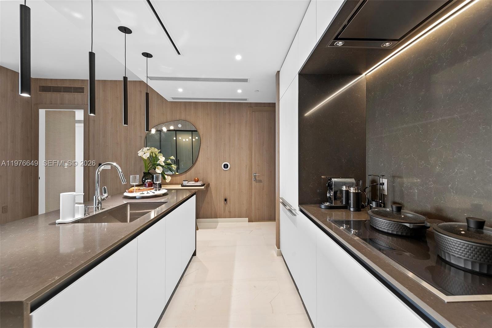 300 Biscayne Blvd Way 1605 — photo 9