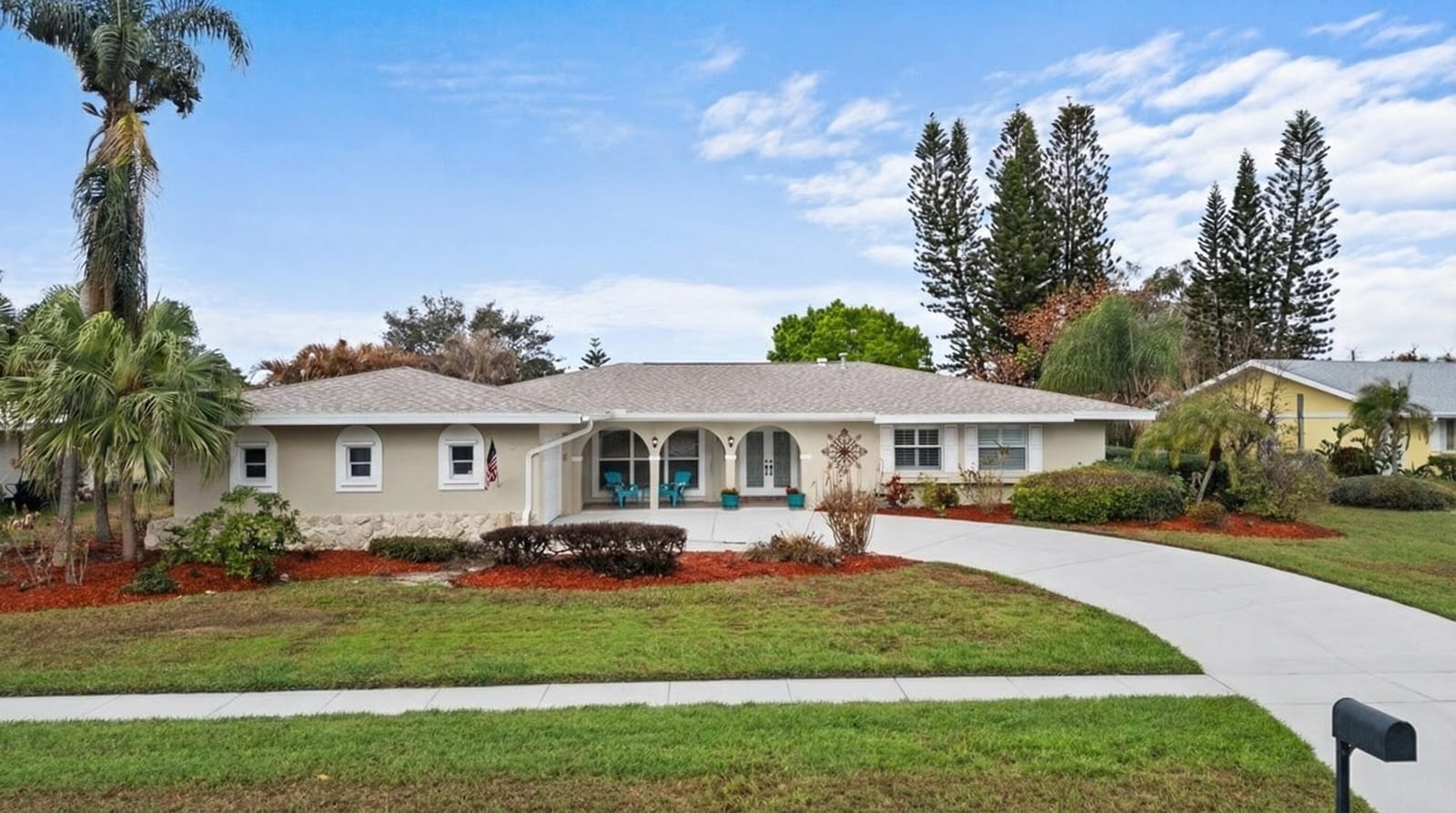 2802 SE Pine Valley Street, Port St. Lucie, FL 34952