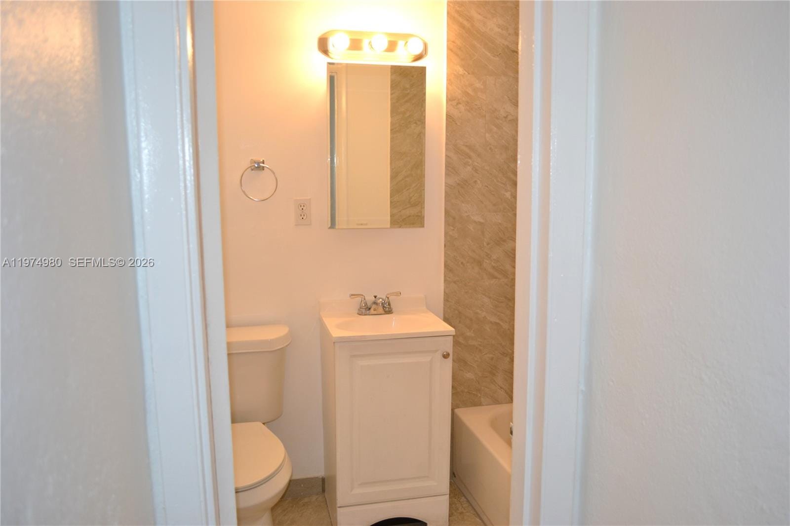 1035 SW 4th Street 2 — photo 9