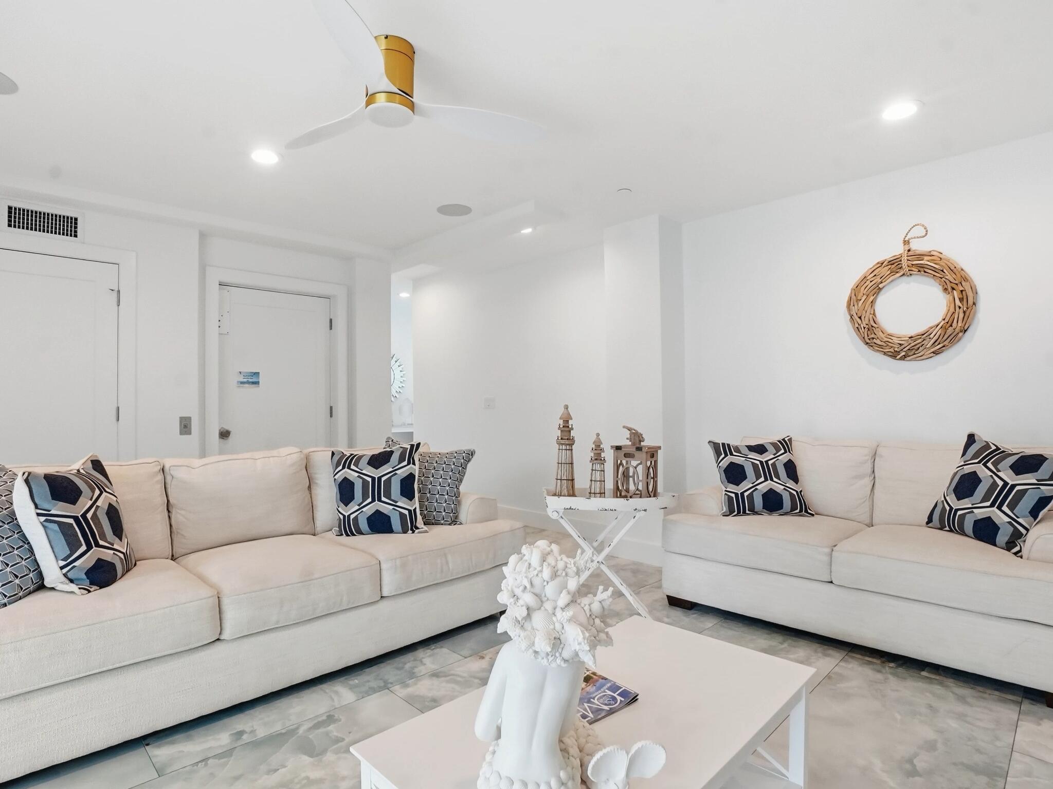 523 Coral Sands Way — photo 3