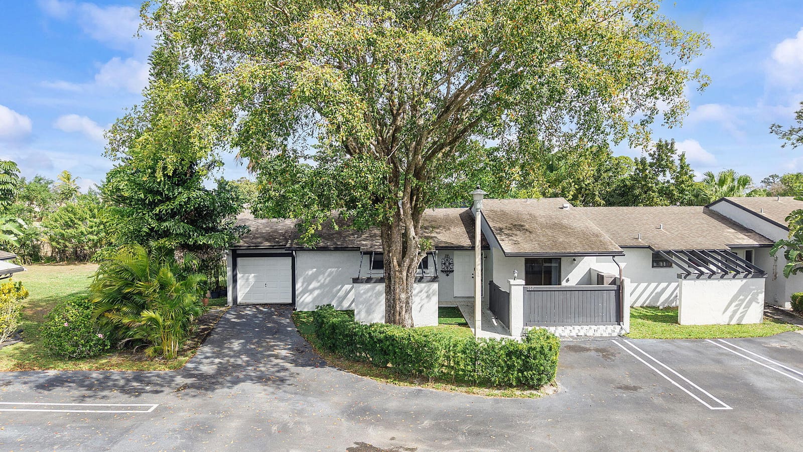 107 Conaskonk Circle — photo 2