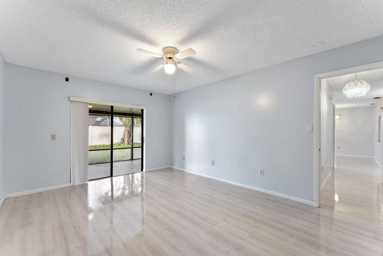107 Conaskonk Circle, Royal Palm Beach, FL 33411 photo 22