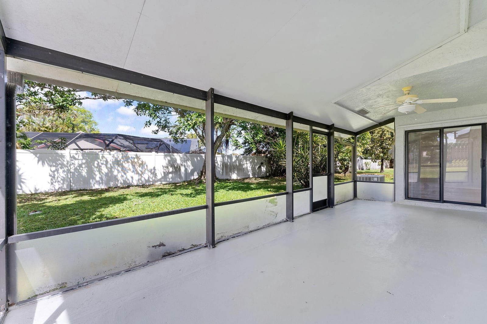 107 Conaskonk Circle, Royal Palm Beach, FL 33411 photo 29