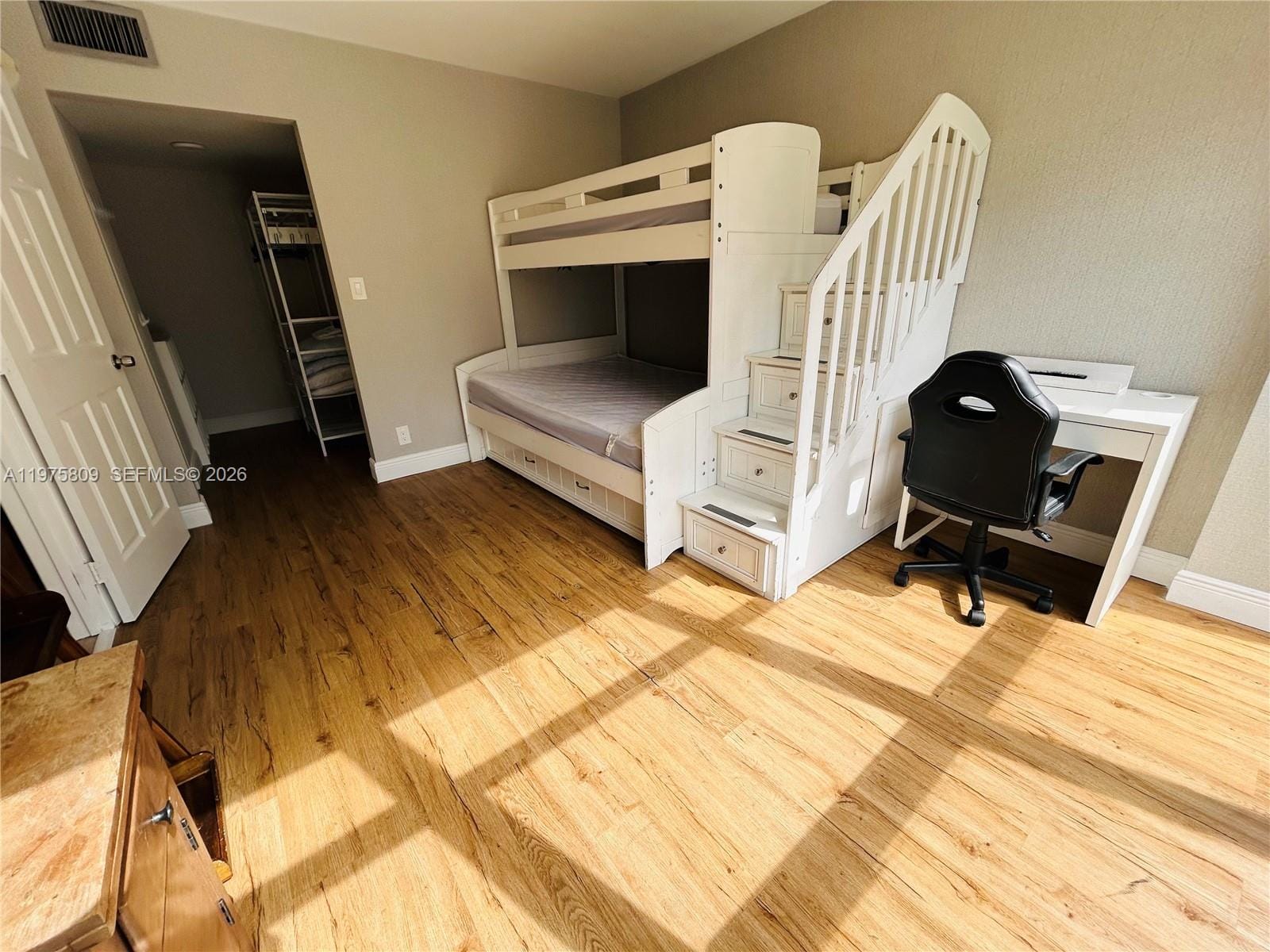 17021 N Bay Road 219 — photo 10