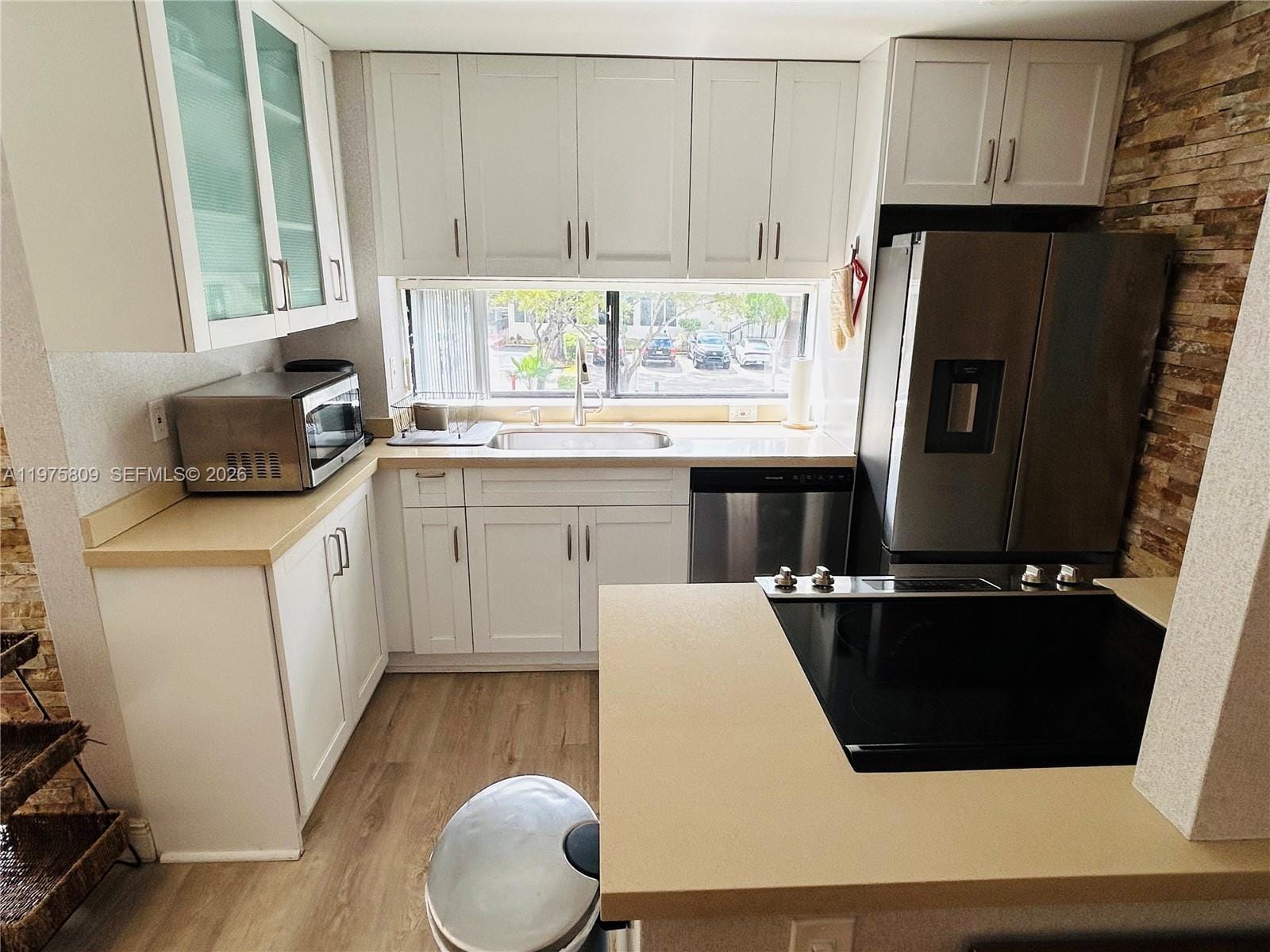 17021 N Bay Road 219 — photo 4