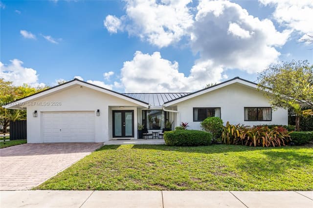 8001 SW 90th Avenue, sold in Damian Galloway Estates, Miami, FL