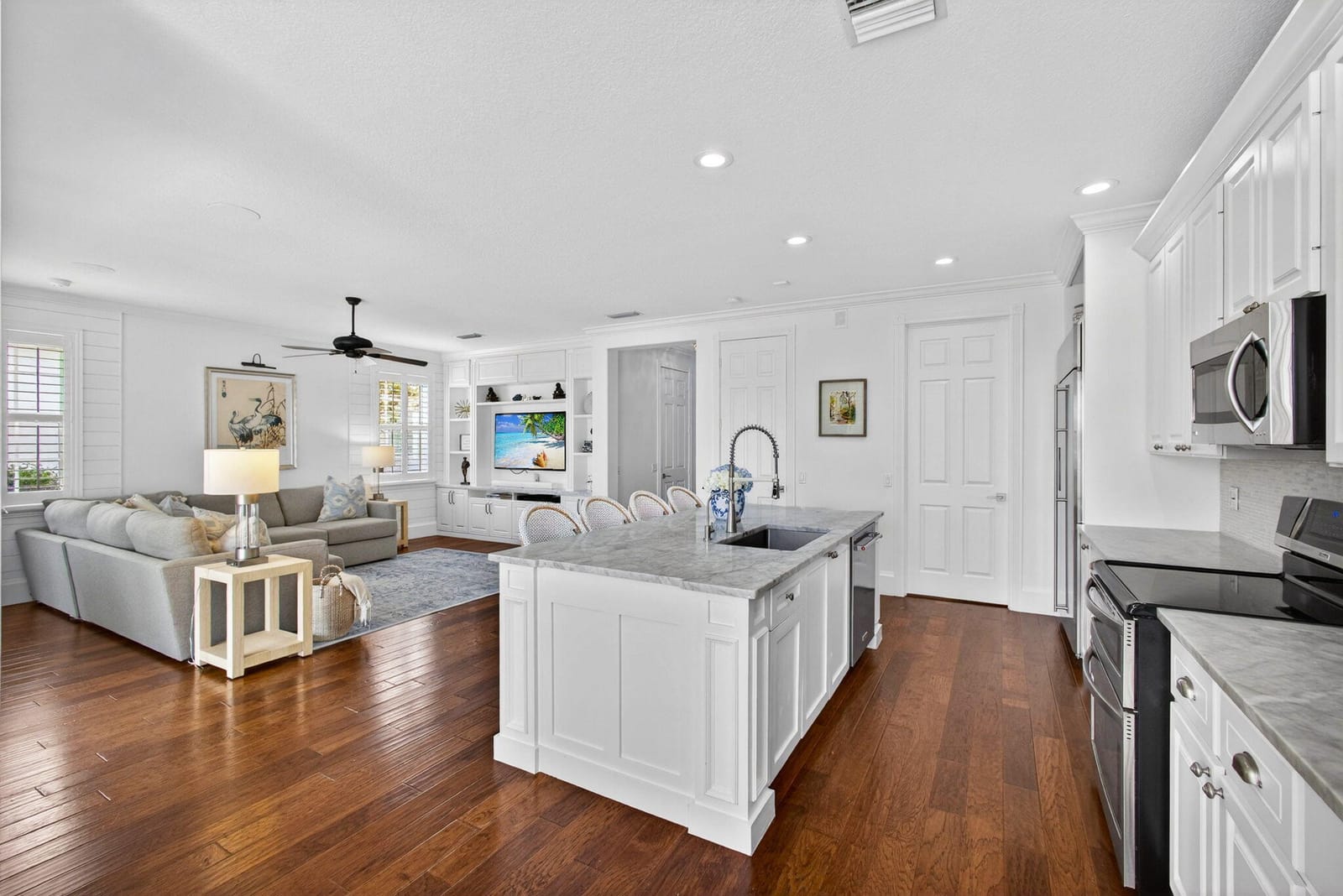 278 Barbados Drive — photo 5