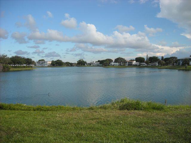 358 Chatham R, West Palm Beach, FL 33417, West Palm Beach