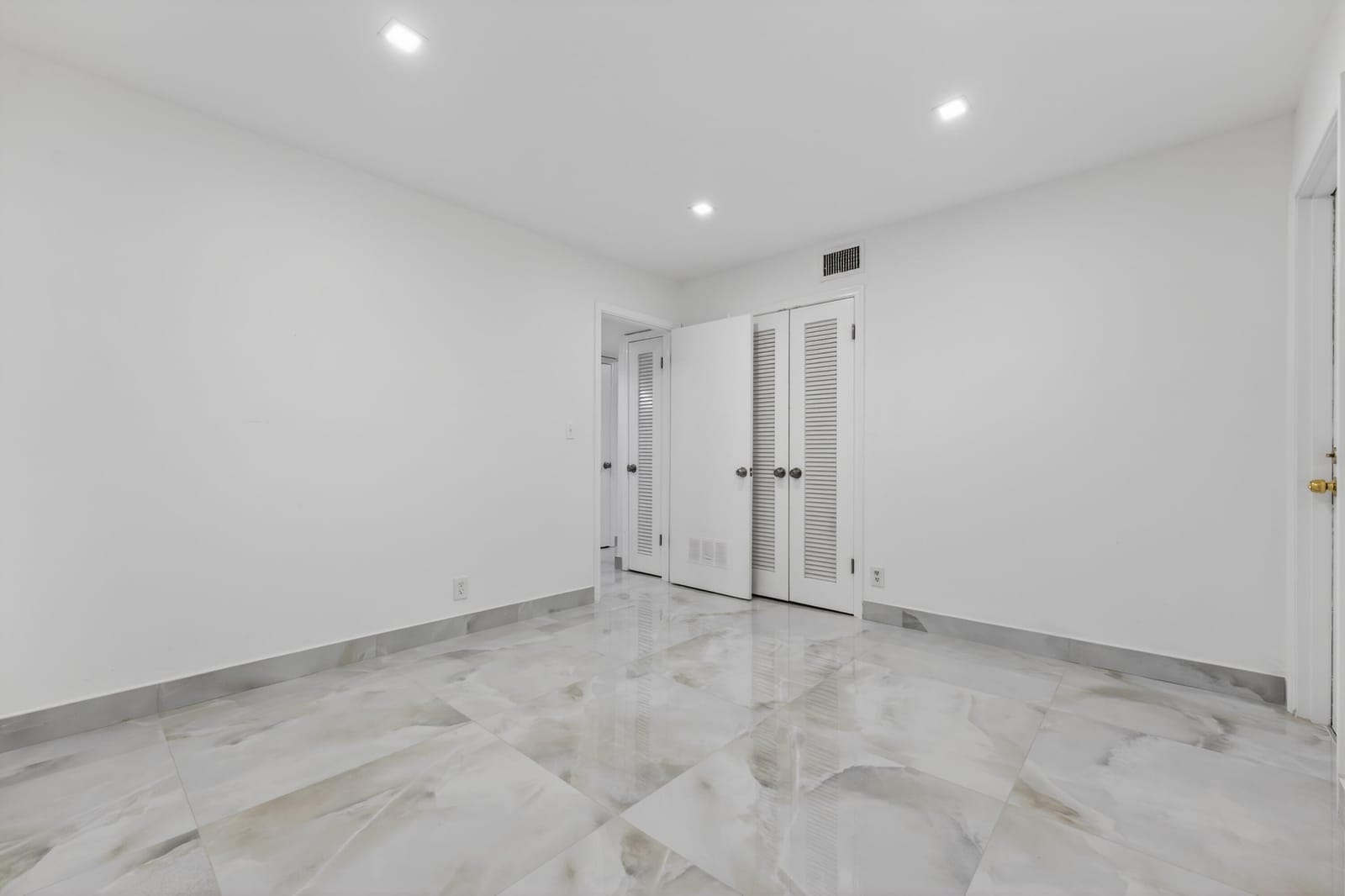 2134 NE 36th Street 82, Lighthouse Point, FL 33064 photo 27