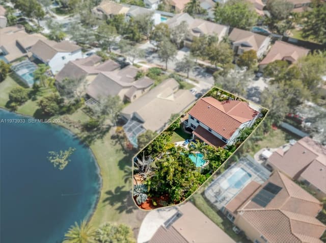 362 Lake Crest Court, Weston, FL 33326