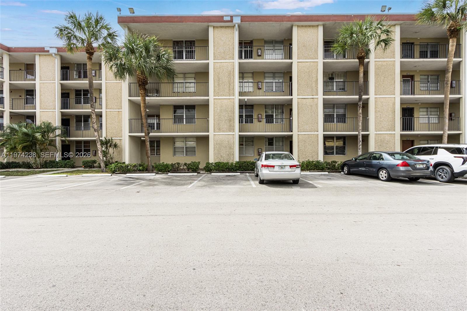 2649 NW 48th Terrace 237, Lauderdale Lakes, FL 33313, Lauderdale Lakes