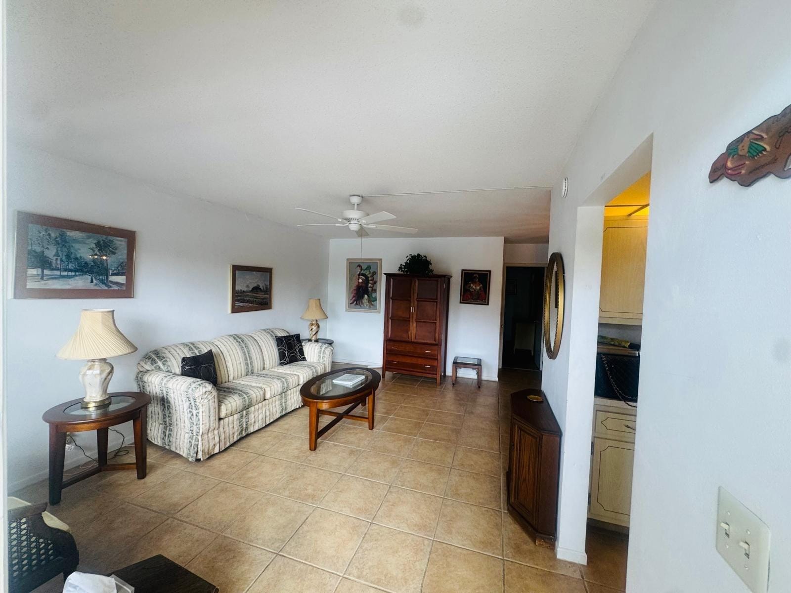 2050 NE 39th Street 209w — photo 2