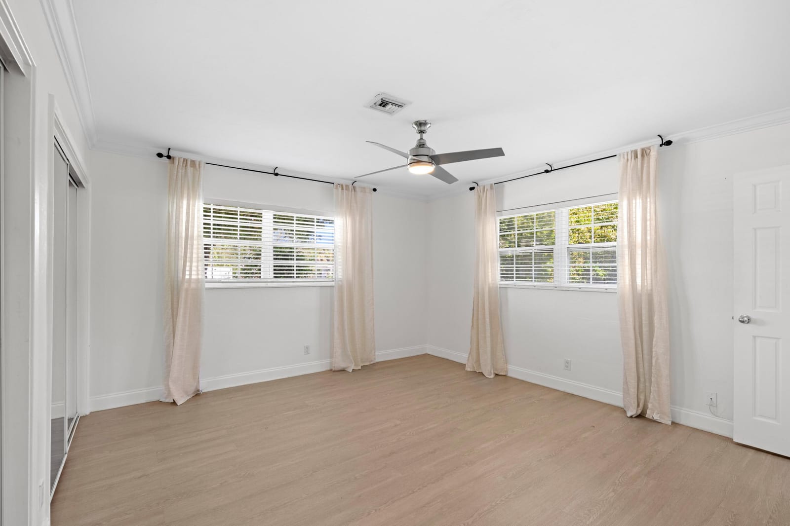 498 NE 30th Street, Boca Raton, FL 33431 photo 12